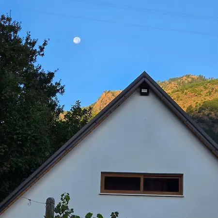 Lika בית הארחה *