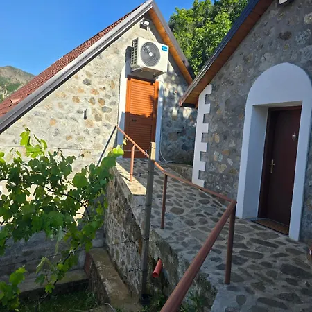 Lika Pensionat Shkoze (Shkoder)