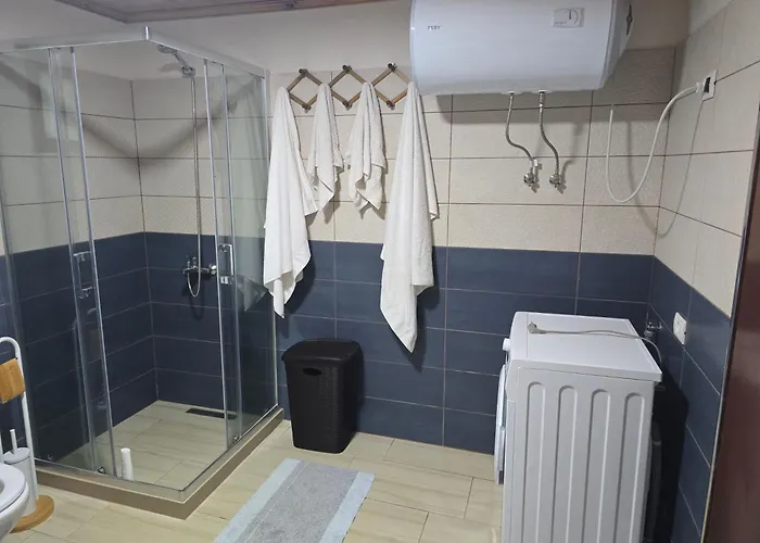 Lika Pensión Shkoze (Shkoder)